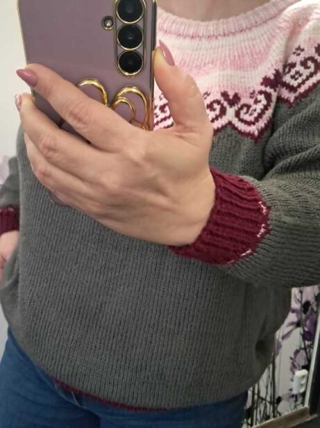 Návod na ručně pletený svetr, krajkový vzor